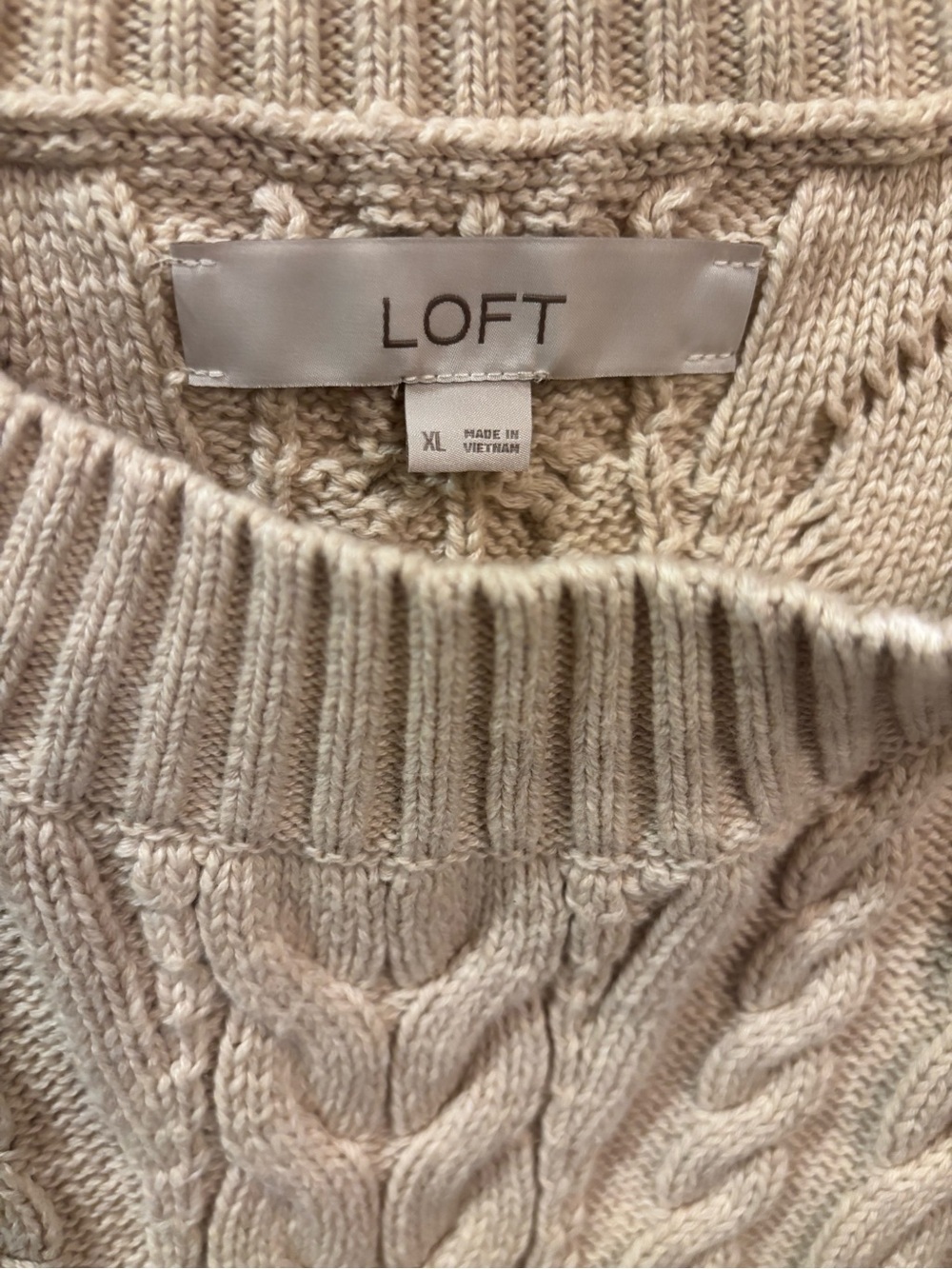 LOFT Cream Cable Knit Sleeveless Sweater Vest with Shoulder Buttons - Picture 2 of 3